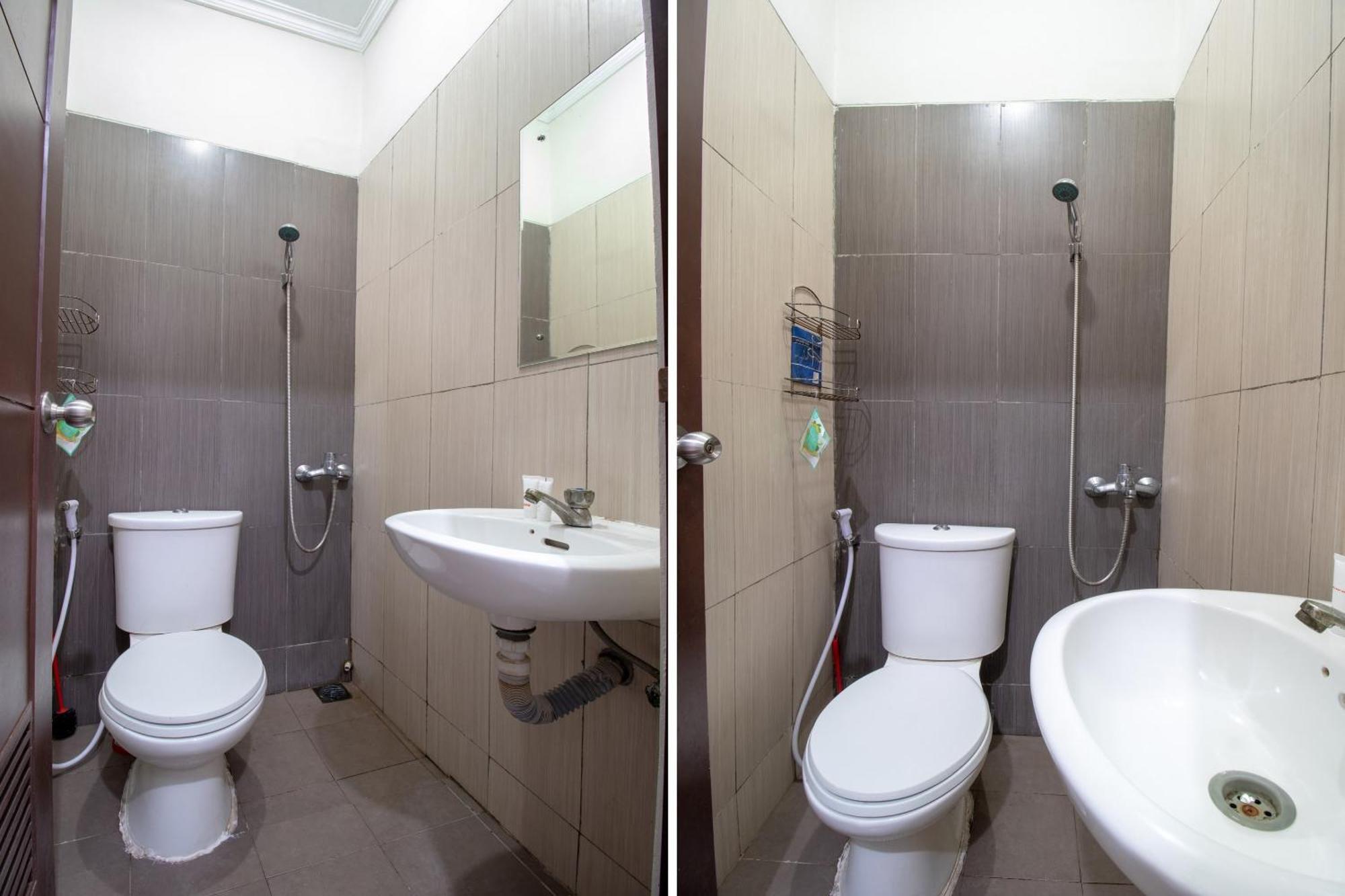 Oyo 3253 Sofia Residence Telukjambe Esterno foto